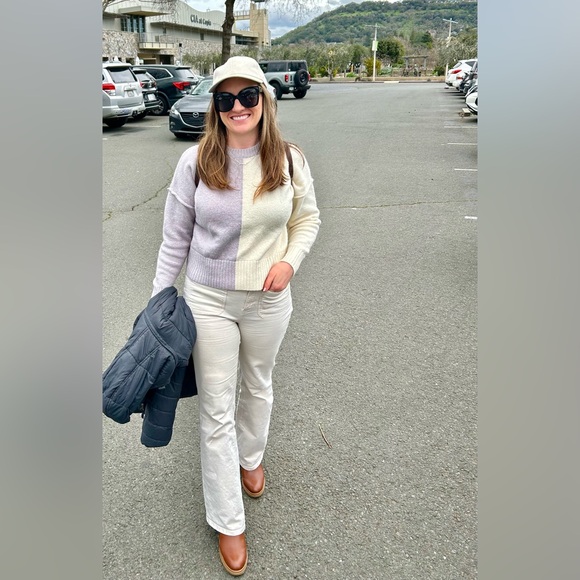 Designer at heart who loves to buy&sell threads - Picture 8 of 9